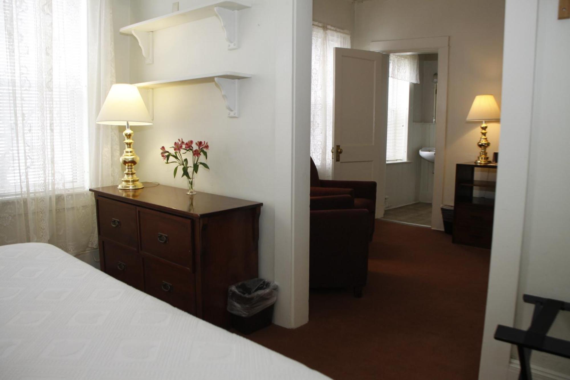 Hotel Coolidge Уайт Ривър Джънкшън Стая снимка