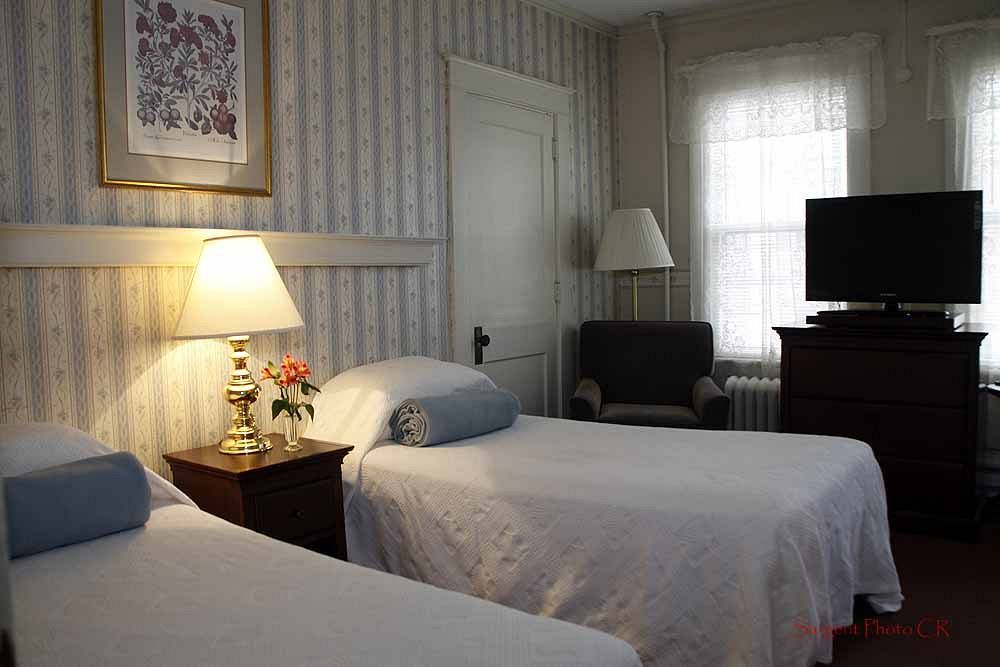 Hotel Coolidge Уайт Ривър Джънкшън Екстериор снимка